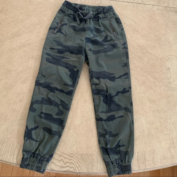 ARITZIA TNA CAMO PANTS - Picture 3 of 4